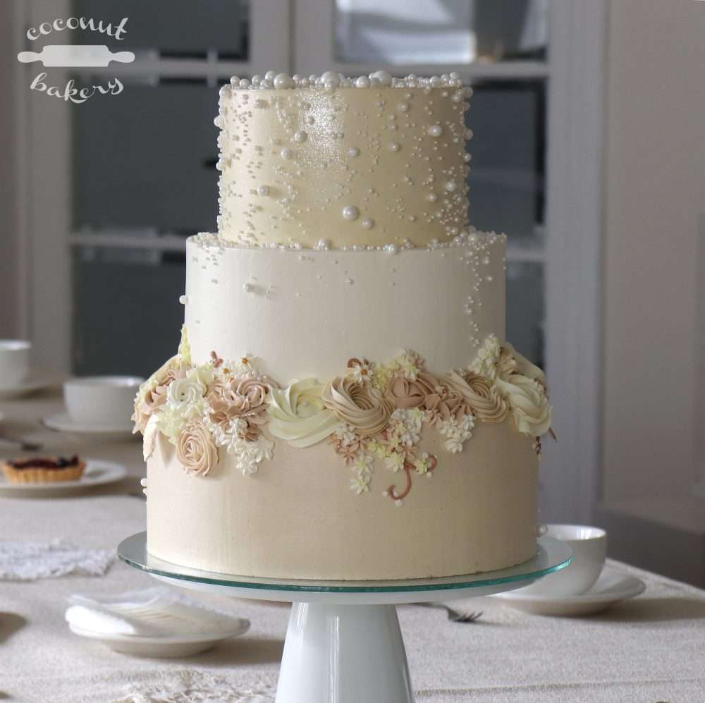 Torta de Boda en tonos sutiles beige and cream