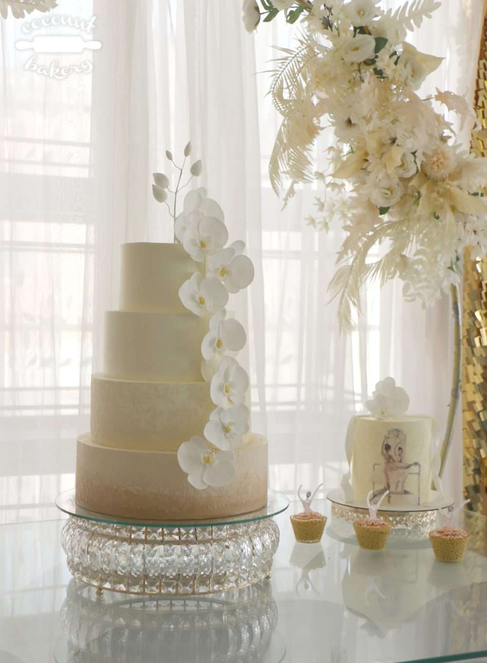 torta de Boda Orquideas con bailarina