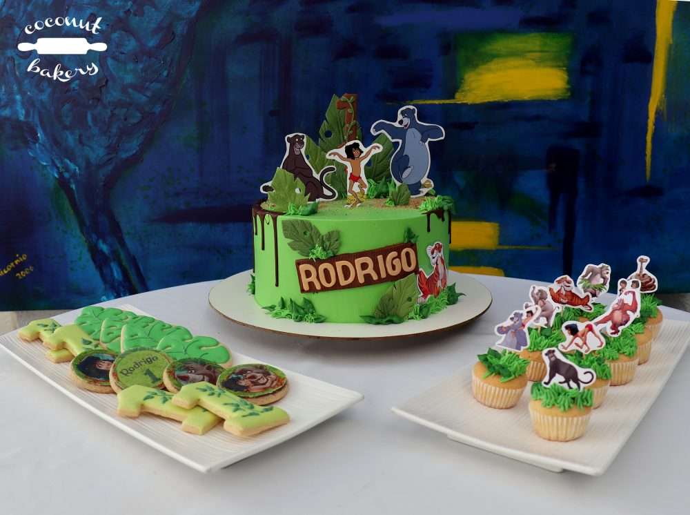 Torta de cumpleaños del libro de la selva